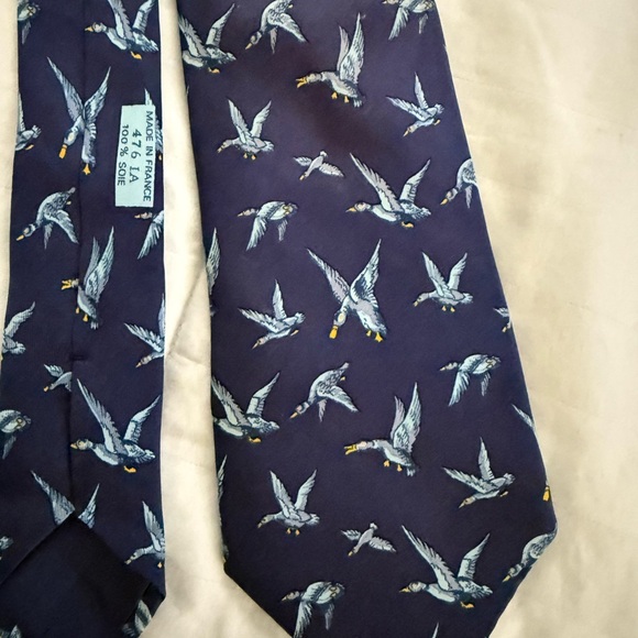 Hermes La Maison Navy Tie with Bird Design - Picture 1 of 3